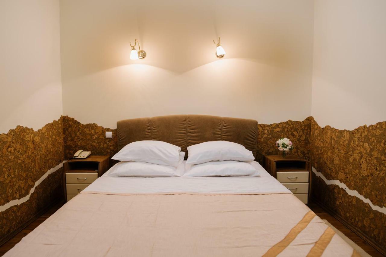 Villa Viktoriya Hotel Truskawiec Zewnętrze zdjęcie