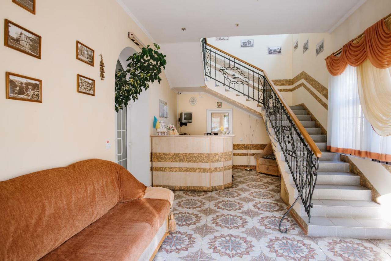 Villa Viktoriya Hotel Truskawiec Zewnętrze zdjęcie